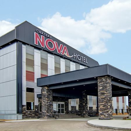 Chateau Nova Yellowknife Kültér fotó