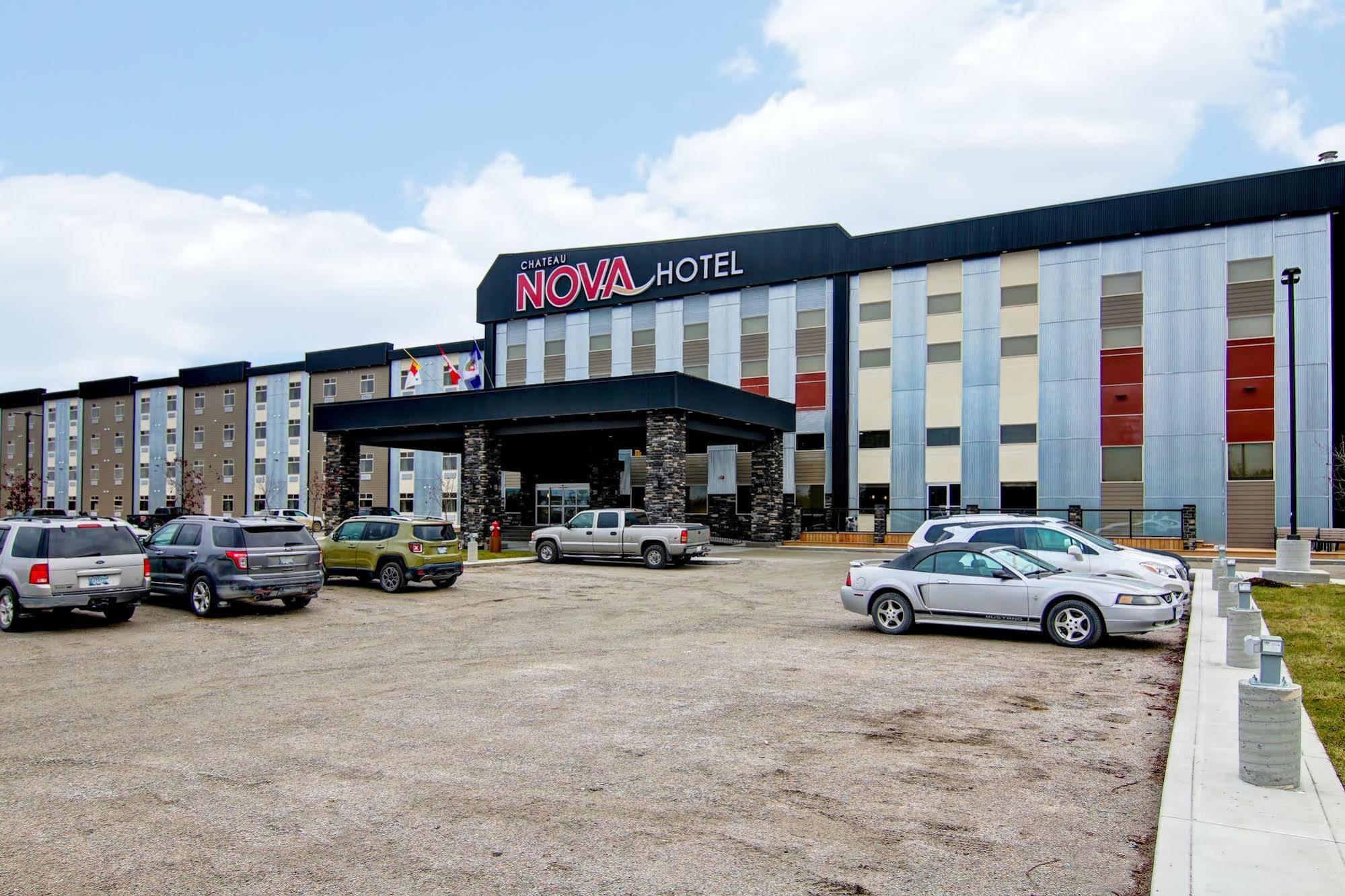 Chateau Nova Yellowknife Kültér fotó